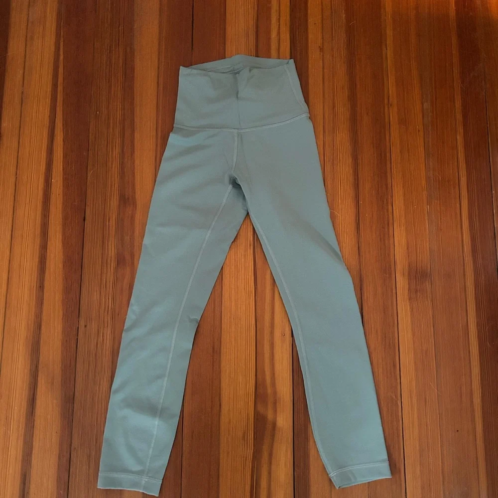 Lululemon Leggings 25” - Picture 2 of 4